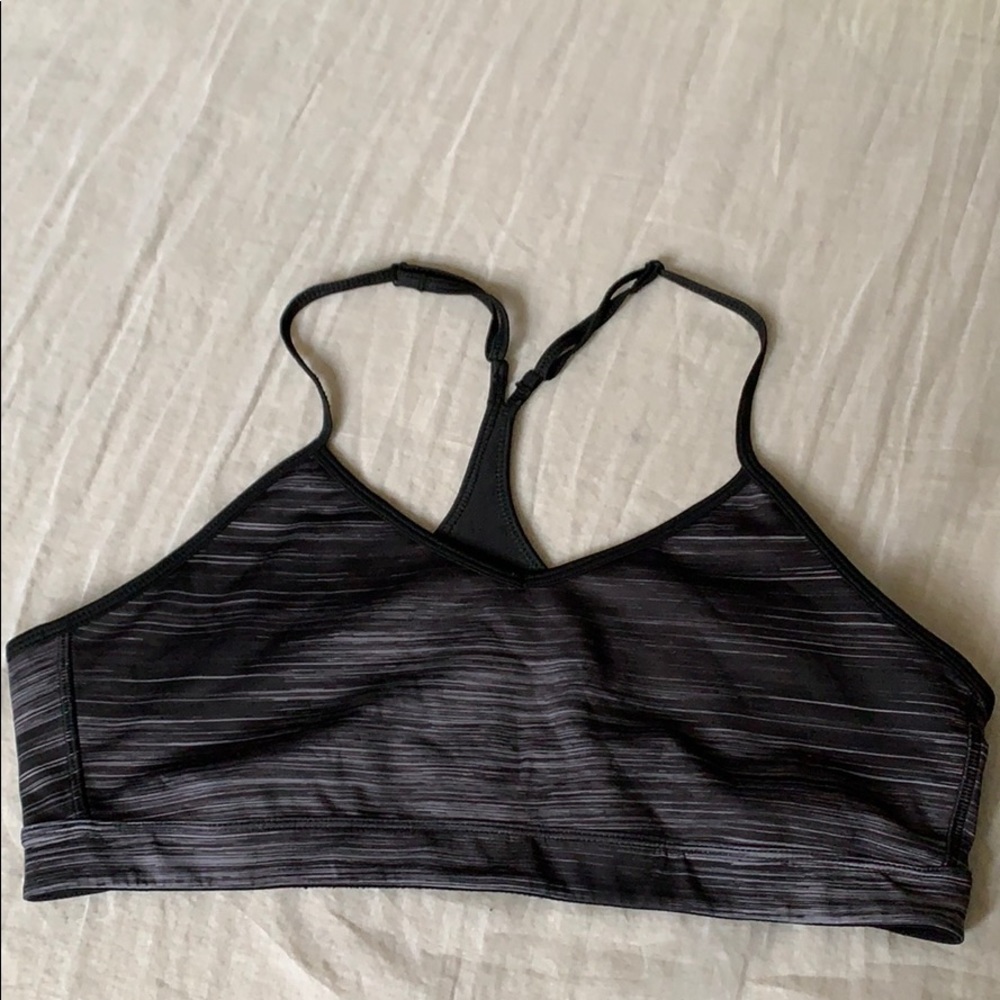Sports bra